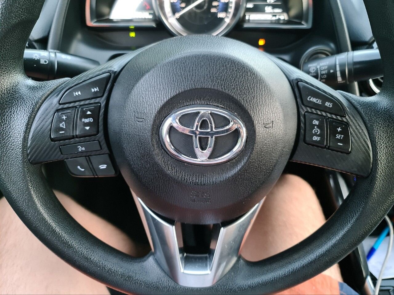 Toyota Yaris: фото владельца