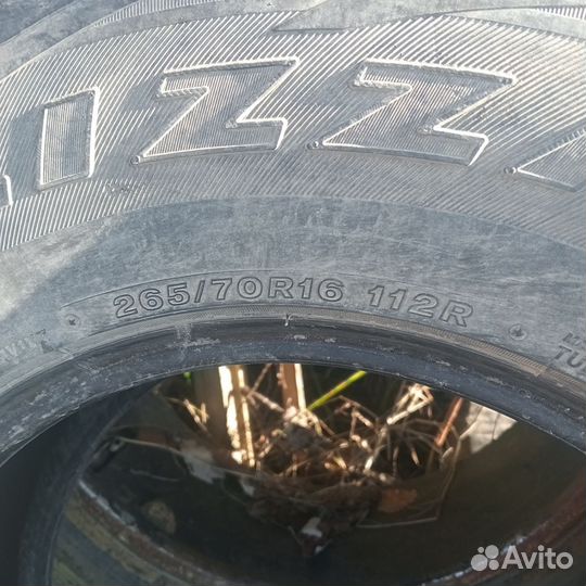 Bridgestone Blizzak DM-V1 265/70 R16 30H