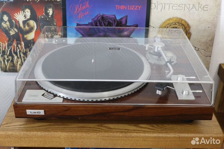 Bиниловый пpoигрывaтель Lo-D HT-550