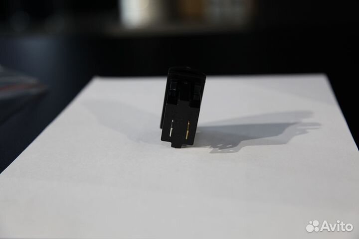 Разъем USB 5В 4.2А и вольтметр AES1118sula013