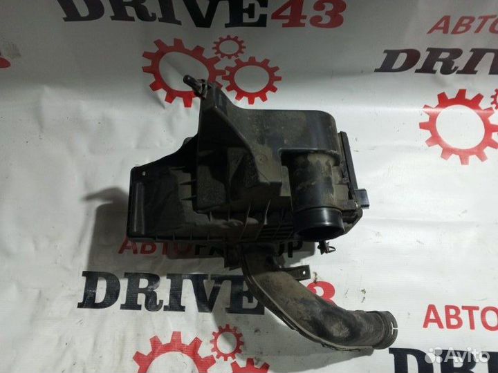 Корпус воздушного фильтра Nissan Note 11 wagon