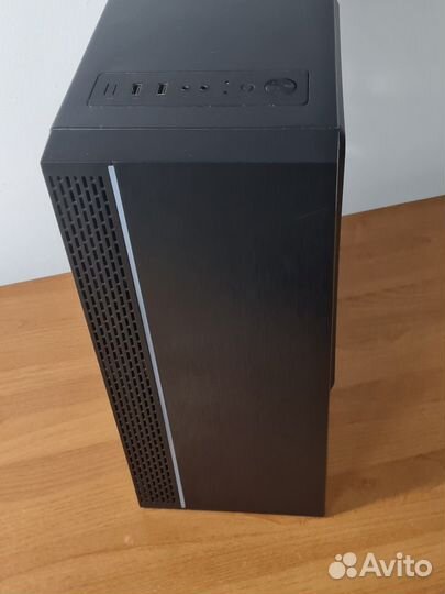 Игровой пк i3 8100/ddr4 16gb/gtx 1660 super/ssd120
