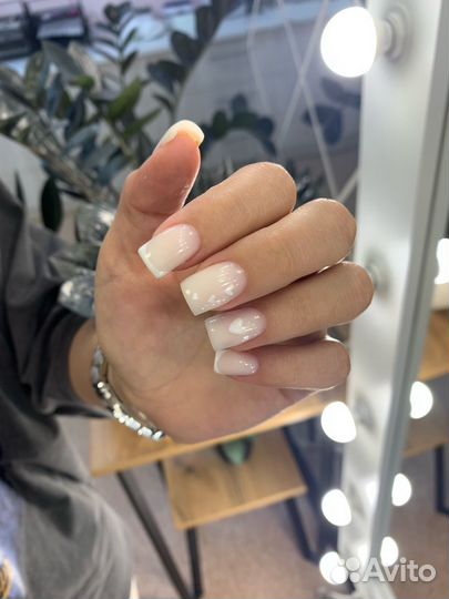 Маникюр на дому