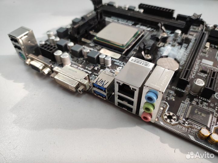 Материнская плата FM2 + AMD A8 7600