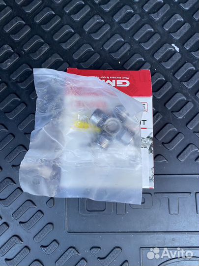 Крестовина карданного шарнира