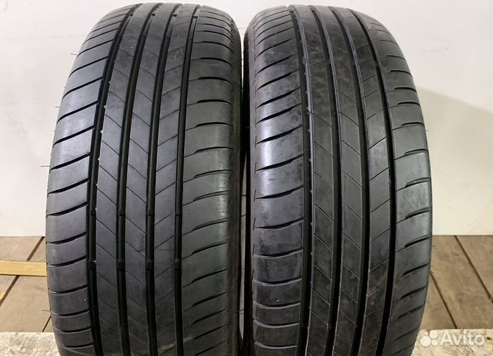 Bridgestone Turanza T005 215/60 R17