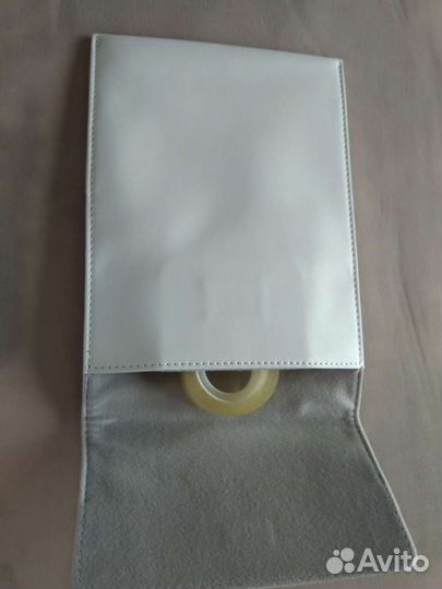 Чехлы на планшет и мобильные телефоны