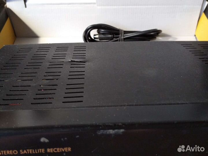 Stereo satellite receiver
