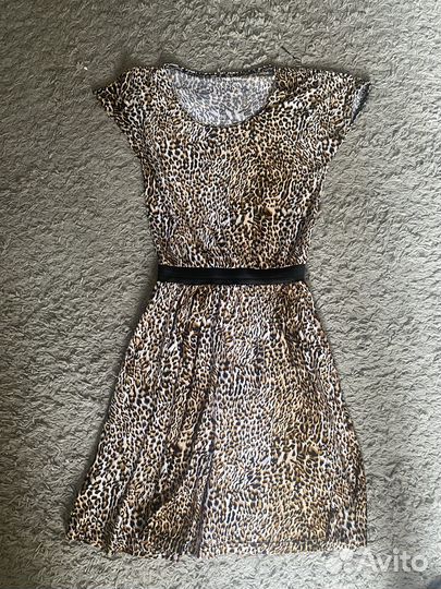 Вещи 42-44 за шоколадку