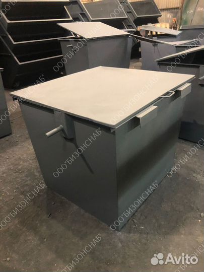 Мусорный бак 8м3, 1.1м3, 0.75 м3 J10423