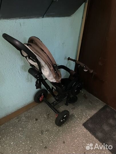 Трехколесный велосипед