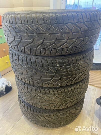 Tigar SUV Ice 215/60 R17