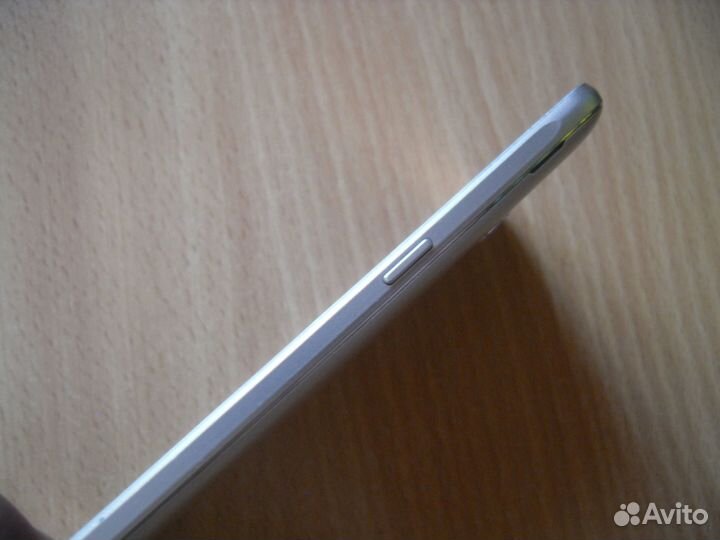 Samsung Galaxy J5 (2016) SM-J510F/DS, 2/16 ГБ