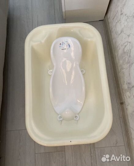 Ванночка для купания с горкой