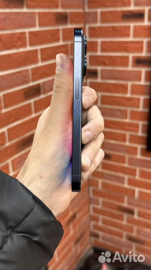 iPhone 15 Pro, 256 ГБ