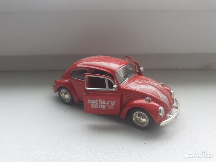 Volkswagen Beetle Sochi 2014, red