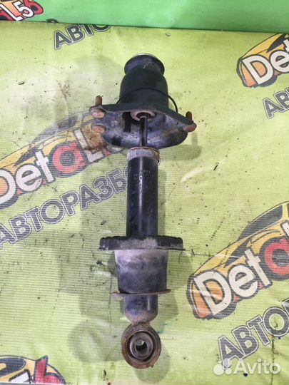 Стойка амортизатор задняя Toyota Avensis T250