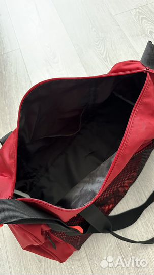 Спортивная сумка