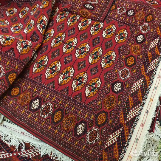 Шерстяной туркменский ковер