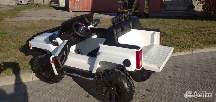 Электромобиль hummer