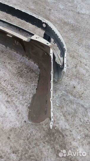 Бампер передний Volkswagen Passat B7