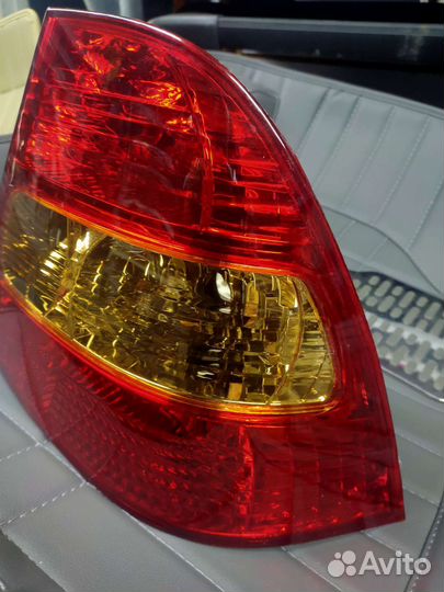 Задний фонарь corolla 120
