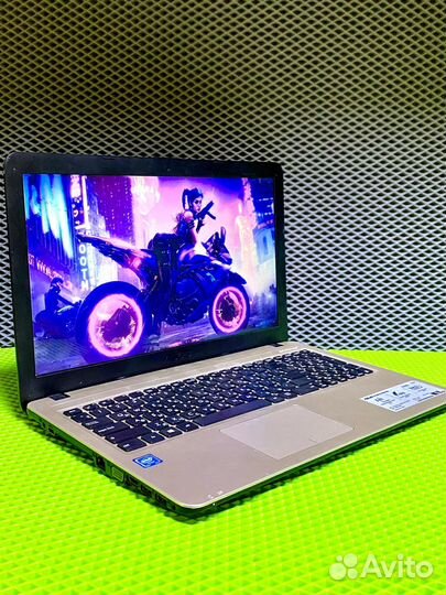 Ноутбук Asus для учебы и работы