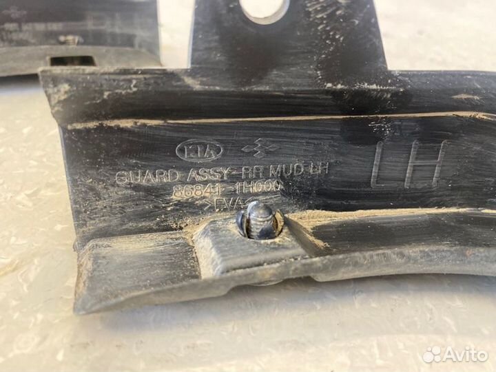 Брызговик задний Kia Ceed ED G4FA 2006-2010