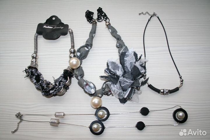 Колье, бусы. Бижутерия