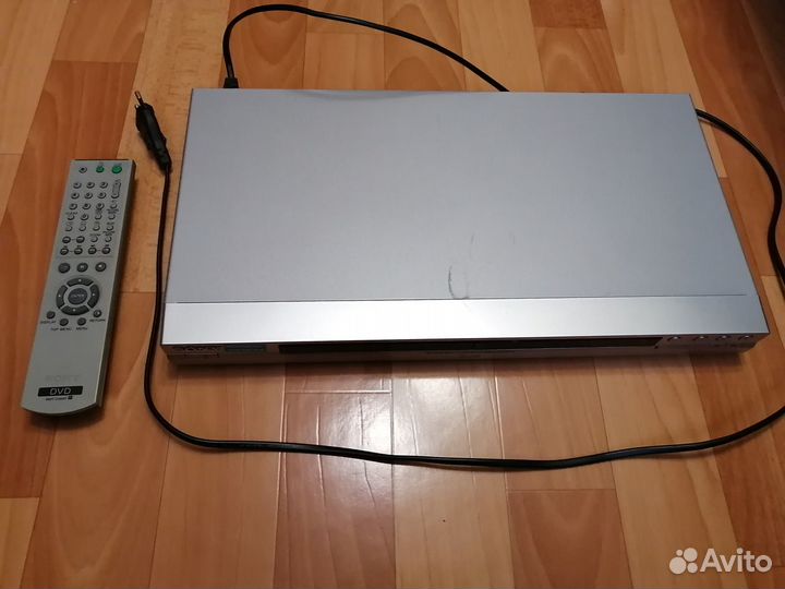 DVD плеер Sony