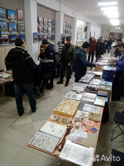 Планшеты для медалей, капсул,монет, л-ы для знаков