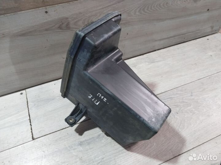 Абсорбер воздушного фильтра Nissan Primera P12