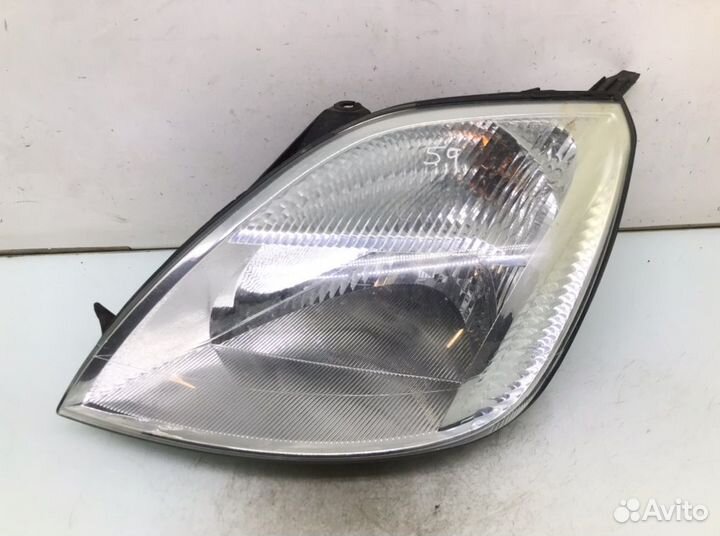 Фара 2S6X13W030BF Ford Fiesta 5 (2002-2009)