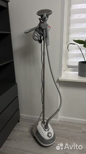 Отпариватель для одежды напольный