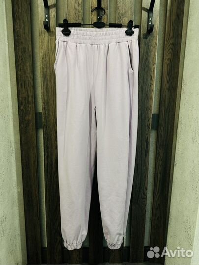 Спортивный костюм женский