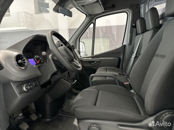 Mercedes-Benz Sprinter 3.0 МТ, 2022