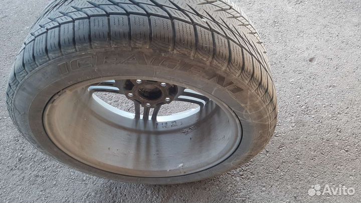 R17 Unigrip Iceage 225/50, PCD 5x112 DIA 66.6