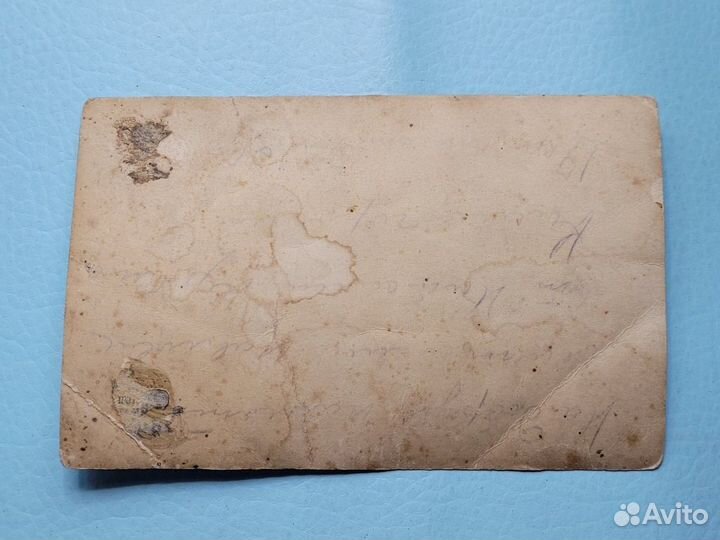 Старинное фото Девушка Женщина у стола