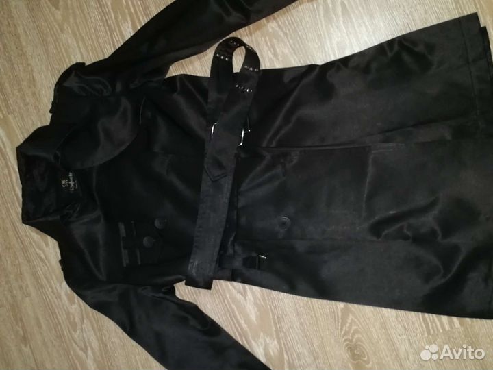 Плащ женский