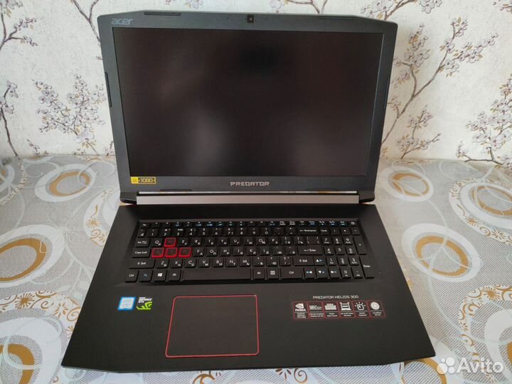 Acer Predator Helios 300 PH317-52-776S