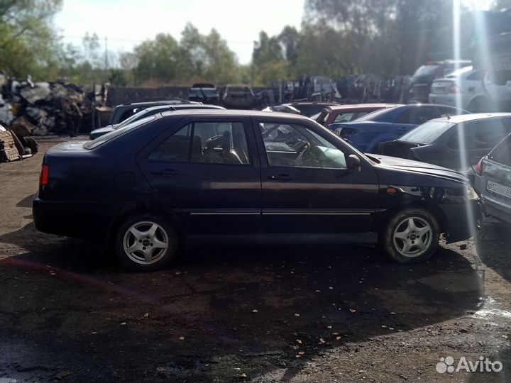 В разборе chery amulet а15 1.6л