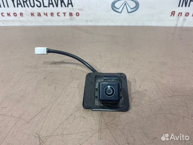Камера заднего вида Infiniti M25 M35 M37 M56 Q70