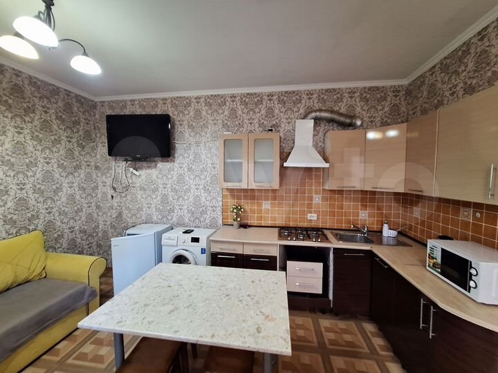 Комната 44 м², 2/2 эт.