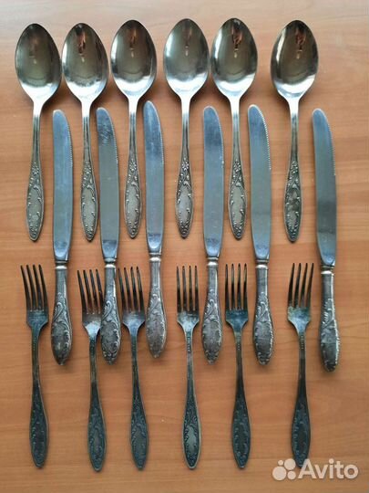Комплект столовых приборов из мельхиора