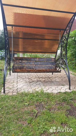 Садовые качели новые