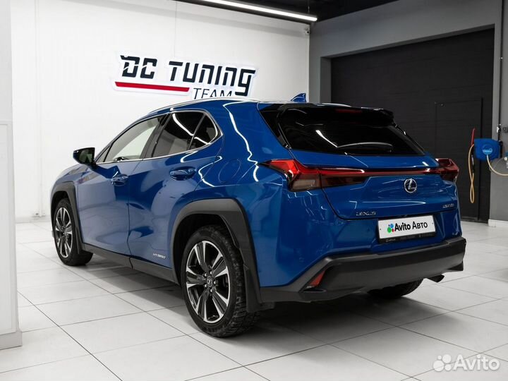 Lexus UX 2.0 CVT, 2019, 9 200 км