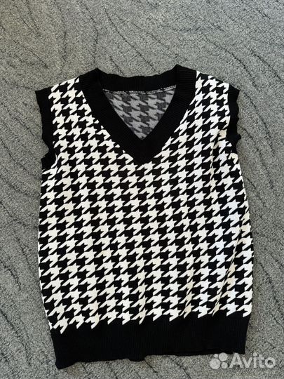 Жилетка школьная в клетку