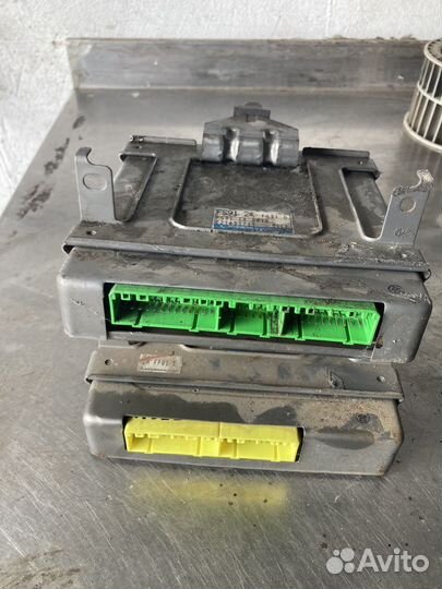 Блок управления двигателем mazda 626 ge