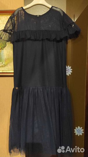 Платье для девочки новое нарядное 146