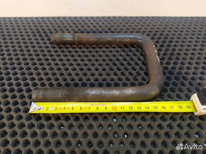 42109740 Стремянка передней рессоры